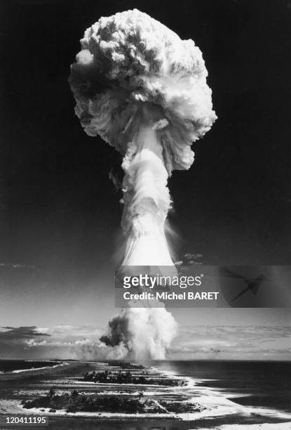 Nuclear explosion at Mururoa in France on October 30, 1971 - French Polynesia: Tuamotu archipelago, attol of Mururoa. From 1966 to 1996, it is a...