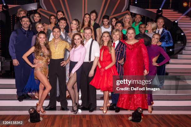 Massimo Sinato, presenter Suekrue Pehlivan, Lili Paul-Roncalli, RTL-presenter Ulrike von der Groeben, professional dancer Alona Uehlin, Laura...