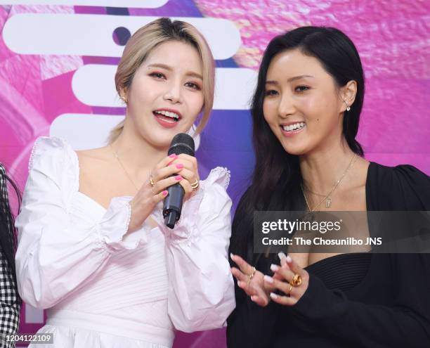Solay Singer Solar (Singer) Photos and Premium High Res Pictures - Getty Images