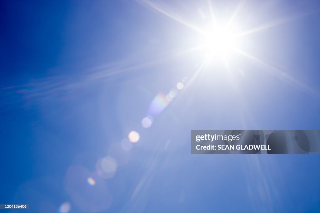 Lens flare sunlight