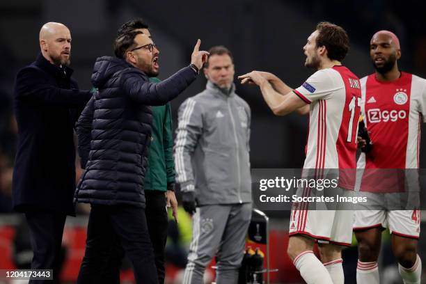 Coach Erik ten Hag of Ajax, coach Jose Bordalas of Getafe, Daley Blind of Ajax during the UEFA Europa League match between Ajax v Getafe at the Johan...