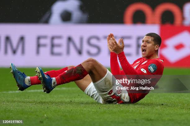 Jeffrey Bruma of Mainz during the Bundesliga match between 1. FSV Mainz 05 and SC Paderborn 07 at Opel Arena on February 29, 2020 in Mainz, Germany.