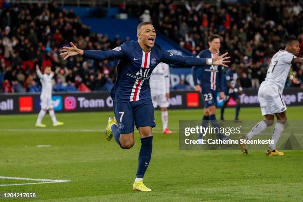 Kylian Mbappe of Paris Saint-Germain celebrates his goal during the Ligue 1 match between Paris Saint-Germain and Dijon FCO at Parc des Princes on...