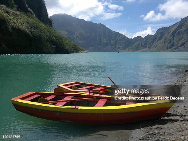 Pinacabo Shell 73 Mt Pinatubo Crater Stock Photos, High-Res Pictures, and Images ...