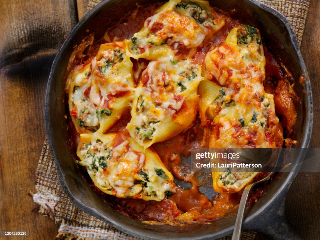 Ricotta, Spinach and Beef Stuffed Shell Pasta