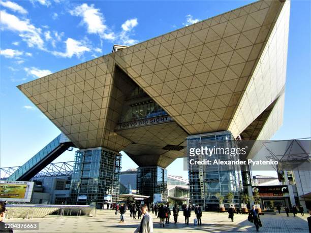 january. japan tokyo. odaiba. tokyo big sight. international exposition center. - international art fair for contemporary objects stock pictures, royalty-free photos & images