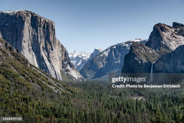 majestic landscape of yosemite national park, california, usa - half dome stock pictures, royalty-free photos & images