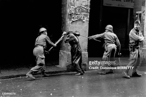 The War In Algiers, Algeria In 1960 - Riots.