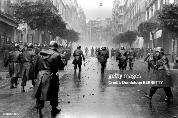 The War In Algiers, Algeria In 1960 - Riots in Algiers Emeutes.