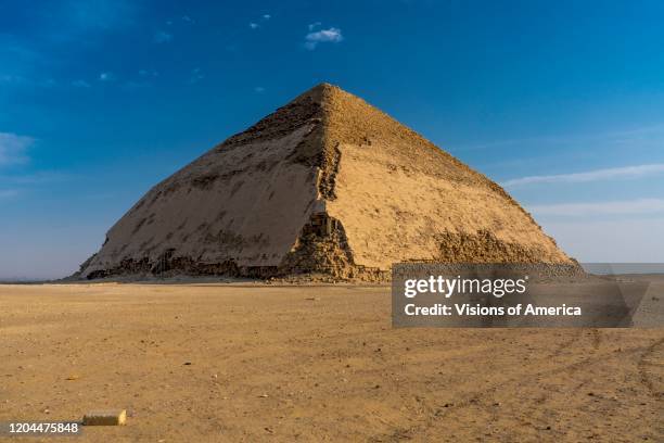Pyramid Outside 239 The Bent Pyramid Stock Photos, High-Res Pictures, and Images ...