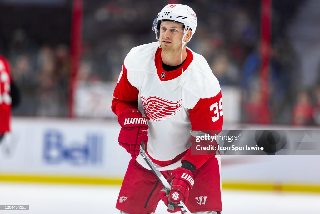 NHL: FEB 29 Red Wings at Senators