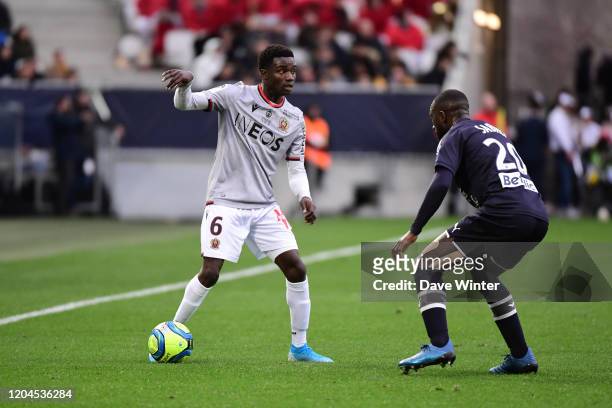 Moussa WAGUE of Nice and Youssouf SABALY of Bordeaux during the Ligue 1 match between Girondins Bordeaux and OGC Nice at Stade Matmut Atlantique on...