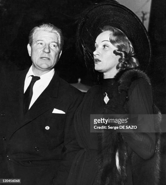 Jean Gabin And Marlene Dietrich In Joinville Le Pont, France In 1946 - The couple of actors leaving the Joinville studios where they shoot Martin...