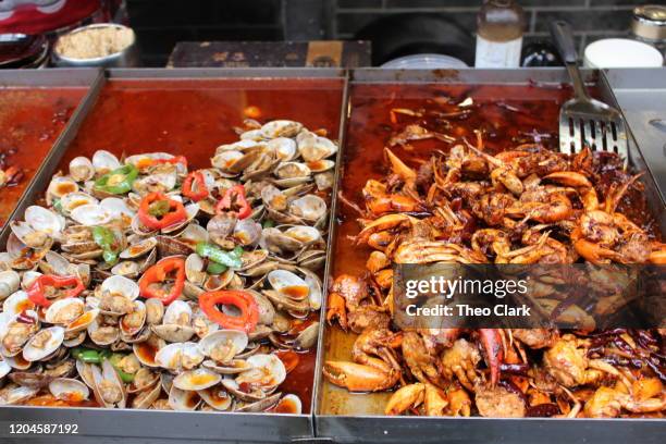 wuhan street seafood. - wuhan city stock-fotos und bilder