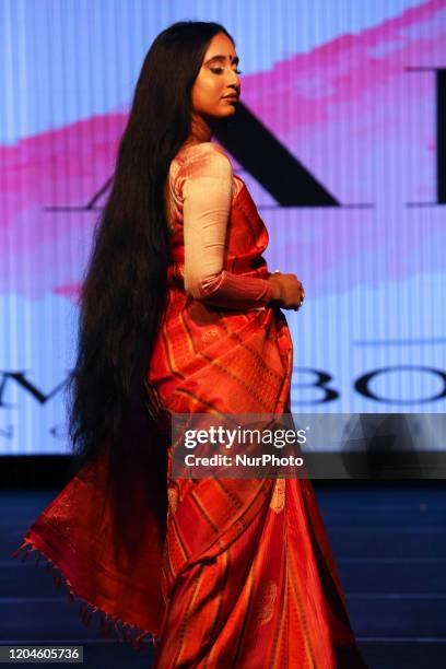 1,870 Saree Models Photos and Premium High Res Pictures - Getty Images 1,870 Saree Models Photos and Premium High Res Pictures - Getty Images