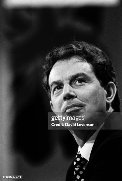1997 Labour Election Campaign Photos and Premium High Res Pictures
