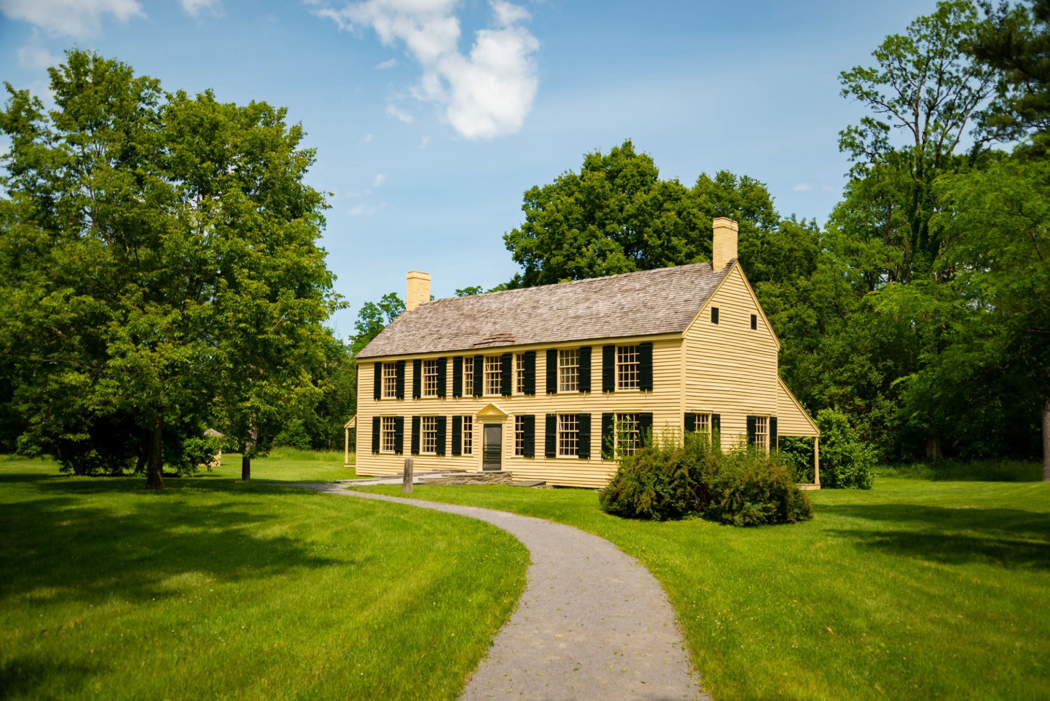 saratoga luxury home