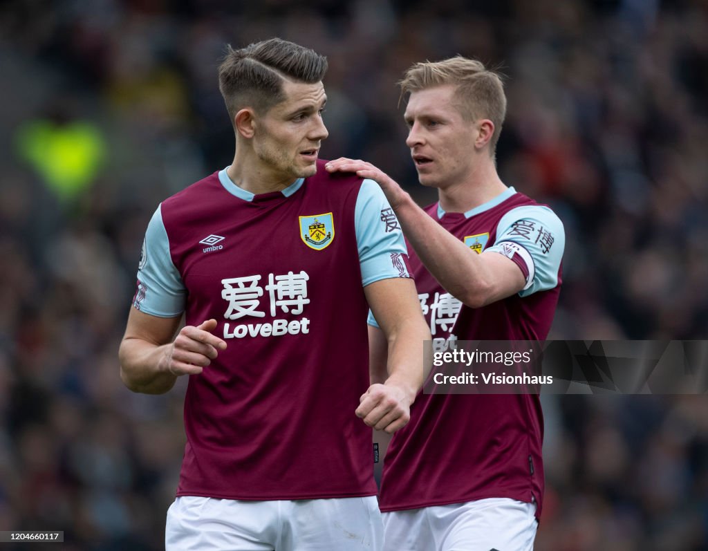 Burnley FC v Arsenal FC - Premier League