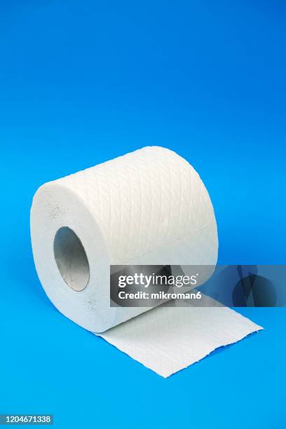 rolls toilet paper. toilet tissue rolls - papierrolle stock-fotos und bilder