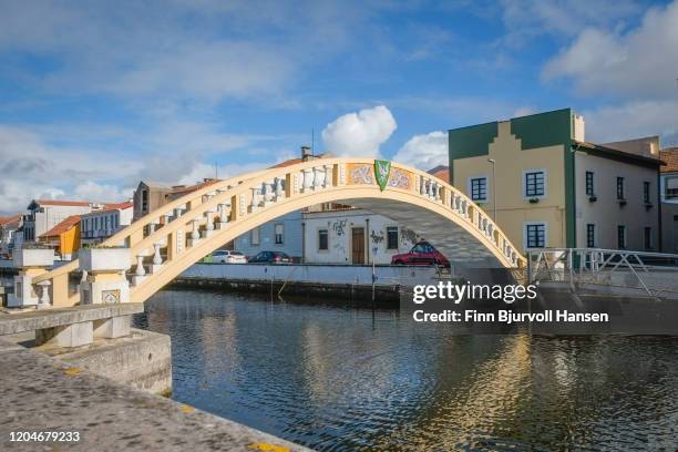 carcavelos bridge at the são roque canal in aveiro - aveiro district stock pictures, royalty-free photos & images