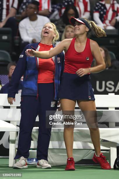 Kathy Rinaldi Photos and Premium High Res Pictures - Getty Images