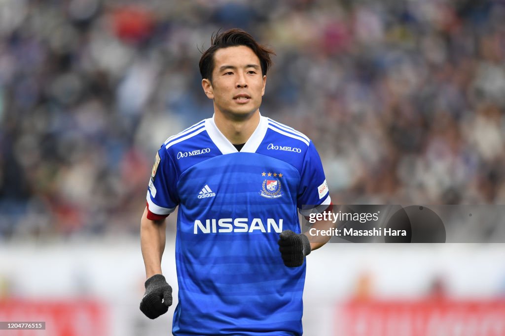 Yokohama F.Marinos v Vissel Kobe - Xerox Super Cup