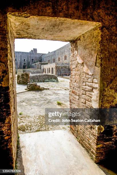 haiti, the citadelle laferrière - la citadelle laferriere photos et images de collection