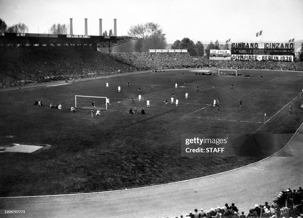 Photo prise en mai 1936 lors de la finale de Coupe de france de... News