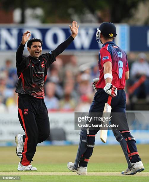 Abdul Razzaq of Leicestershire celebrates dismissing Joe Denly of Kent during the Friends Life T20 Quarter Final match between Leicestershire and...