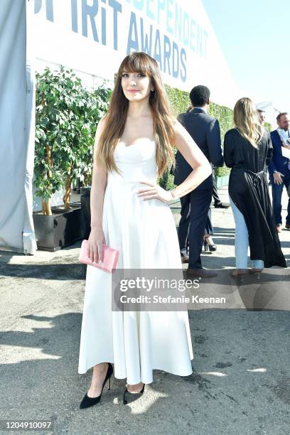 Lorene Scafaria with FIJI Water and JNSQ at The 2020 Film Independent Spirit Awards on February 08, 2020 in Santa Monica, California.