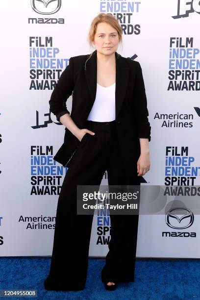 Merritt Wever attends the 2020 Film Independent Spirit Awards at Santa Monica Pier on February 08, 2020 in Santa Monica, California.