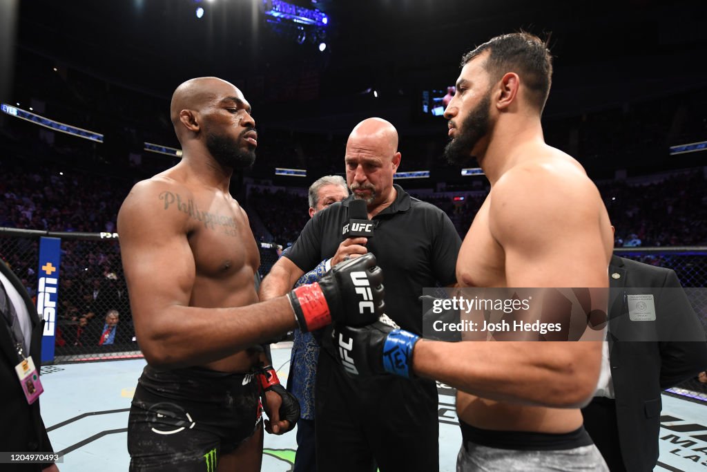 UFC 247: Jones v Reyes