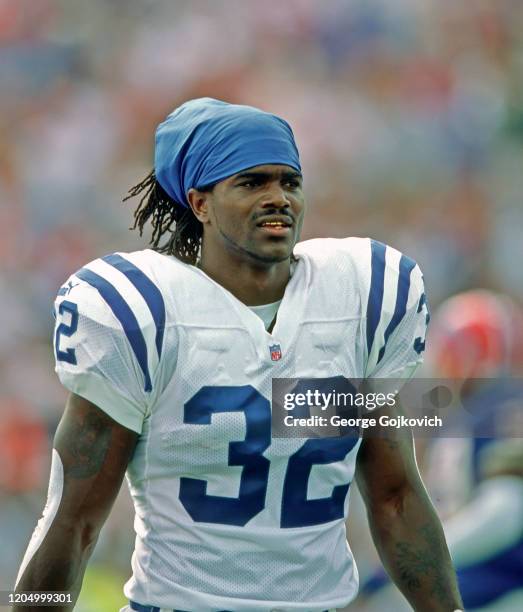 Edgerrin James Ab Routine 536 Edgerrin James Photos Stock Photos, High-Res Pictures, and Images ...