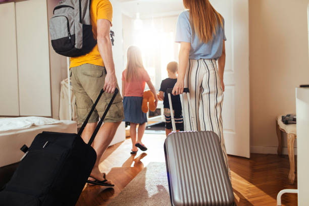 they don’t travel light - travel accommodations3 stock pictures, royalty-free photos & images