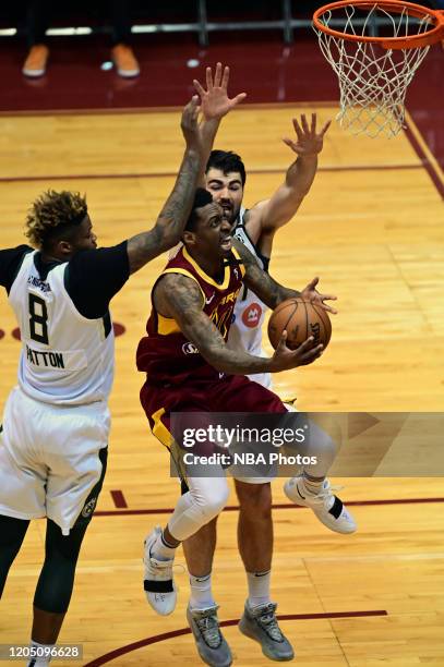 Canton, OH Sheldon Mac of the Canton Charge drives to the basket against the Wisconsin Herd during a G League game on March 04, 2020 at Canton...