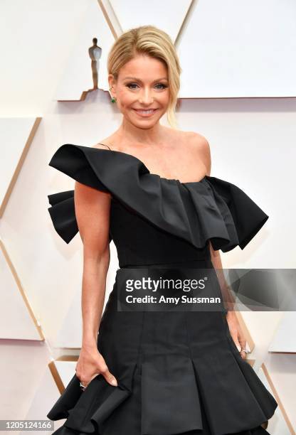 Kelly Ripa attends the 92nd Annual Academy Awards at Hollywood and Highland on February 09, 2020 in Hollywood, California.