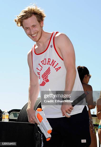 Asher Roth The Rapper Moorea Express Photos and Premium High Res Pictures - Getty Images