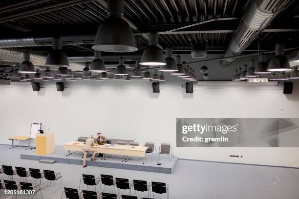 Discution Chair Panel Discussion Chairs Photos and Premium High Res Pictures - Getty Images