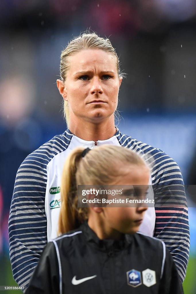 France v Canada - Tournoi de France