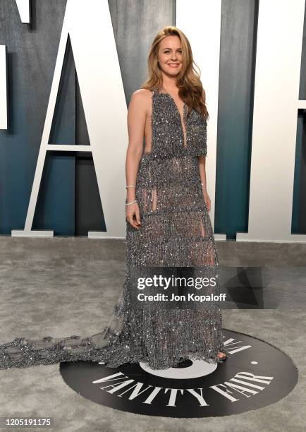 Alicia Silverstone attends the 2020 Vanity Fair Oscar Party hosted by Radhika Jones at Wallis Annenberg Center for the Performing Arts on February...