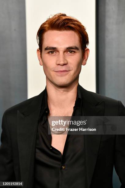 Apa attends the 2020 Vanity Fair Oscar Party hosted by Radhika Jones at Wallis Annenberg Center for the Performing Arts on February 09, 2020 in...