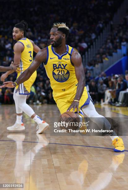 Jeremy Pargo of the Golden State Warriors drives towards the basket against the Los Angeles Lakers during the second half of an NBA basketball game...