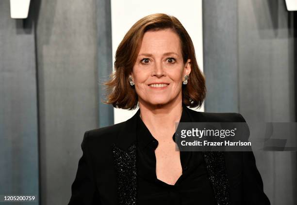 Sigourney Weaver attends the 2020 Vanity Fair Oscar Party hosted by Radhika Jones at Wallis Annenberg Center for the Performing Arts on February 09,...