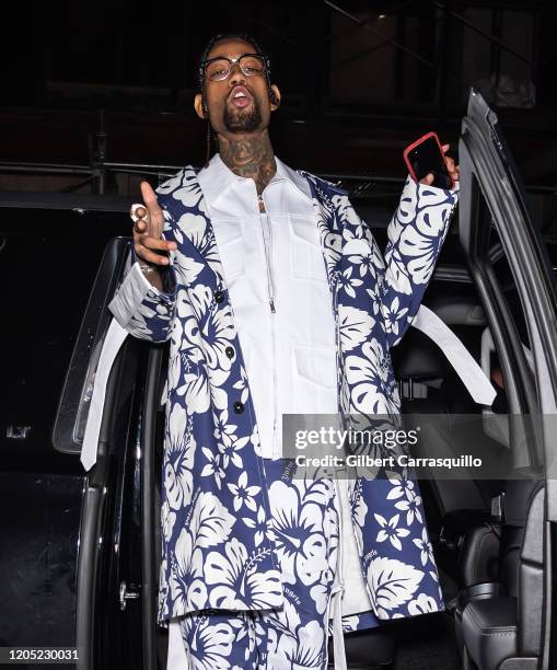 Pnb Da Rapper Rapper Pnb Rock Photos and Premium High Res Pictures - Getty Images