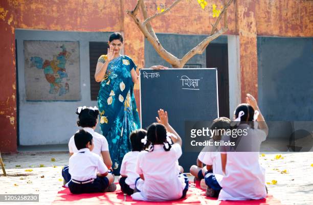 open air classroom - teaching stock pictures, royalty-free photos & images