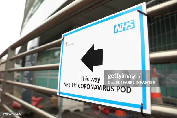 Support Health Testing Sign Covid 19 Testing Sign Photos and Premium High Res Pictures - Getty Images