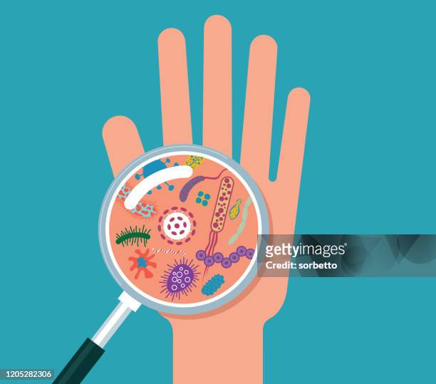 illustrazioni stock, clip art, cartoni animati e icone di tendenza di lente d'ingrandimento e cellule batteriche sul palmo della mano umana - sparse