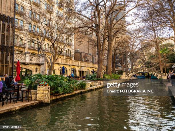 passeio do rio em san antonio - caminho do rio san antonio - fotografias e filmes do acervo