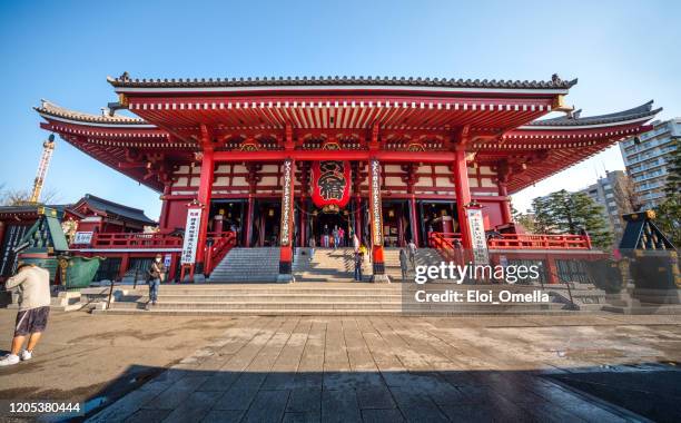 sensoji (senso-ji) tempel in asakusa, tokio, japan - asakusa senso temple stock-fotos und bilder