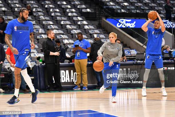 Jenny Boucek warms up with Willie Cauley-Stein of the Dallas Mavericks before the game against the New Orleans Pelicans on March 4, 2020 at the...